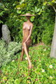 Die Dame auf dem Stuhl