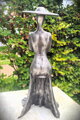Dame in einem Kleid