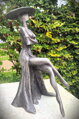 Dame in einem Kleid