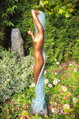 Mädchen im Obstgarten