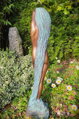 Mädchen im Obstgarten