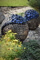 Kugeln mit blauen Blumen