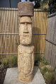 Moai mit Hut