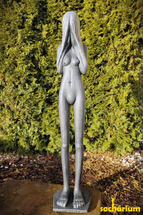 Schüchterne Frau