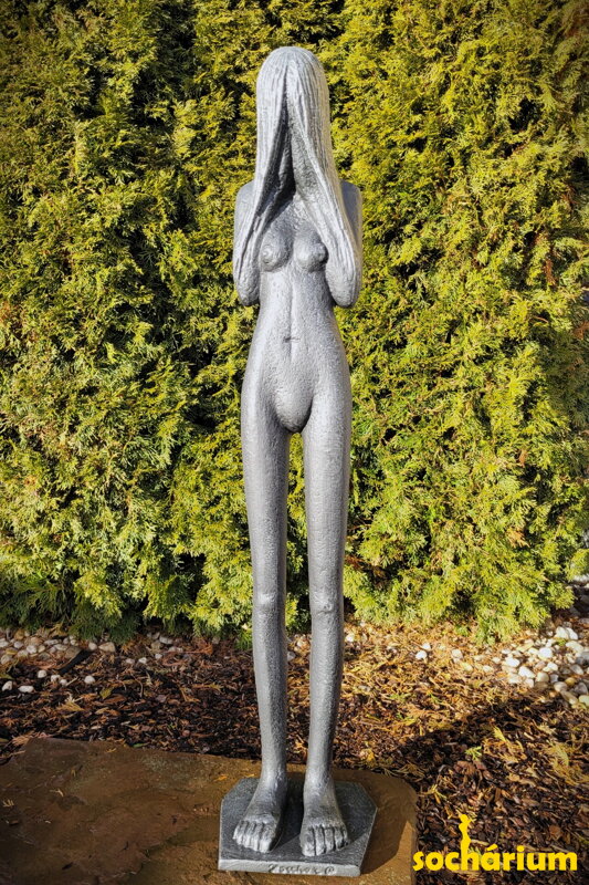 Schüchterne Frau